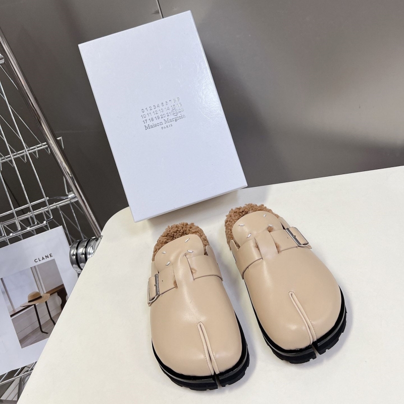 Other Slippers